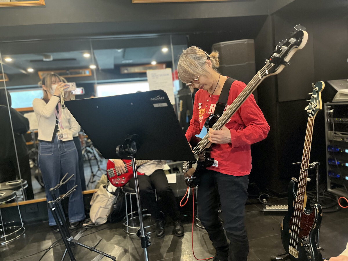 BASS1.jpg